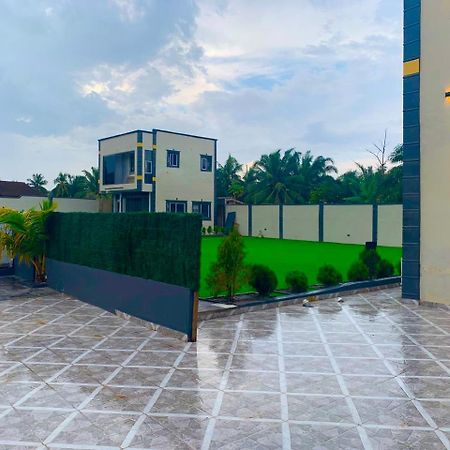 Northwold Hotel Sotuom المظهر الخارجي الصورة