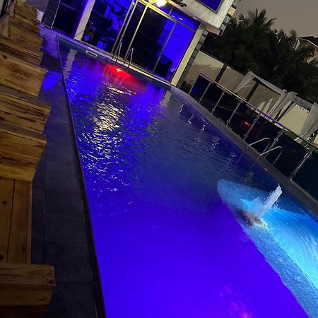 Northwold Hotel Sotuom المظهر الخارجي الصورة