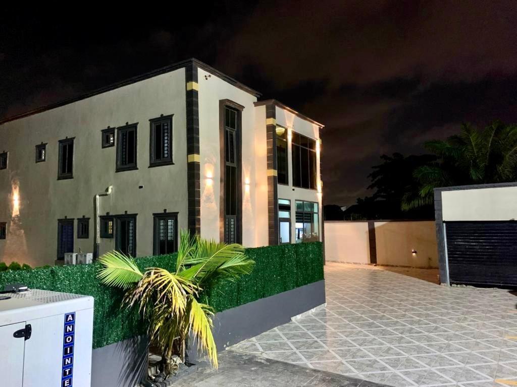 Northwold Hotel Sotuom المظهر الخارجي الصورة