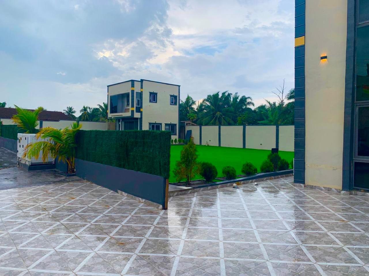 Northwold Hotel Sotuom المظهر الخارجي الصورة